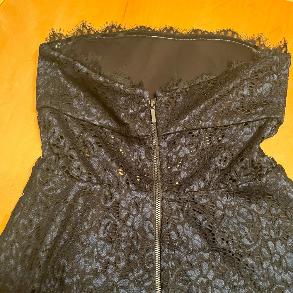 Bebe lace dress